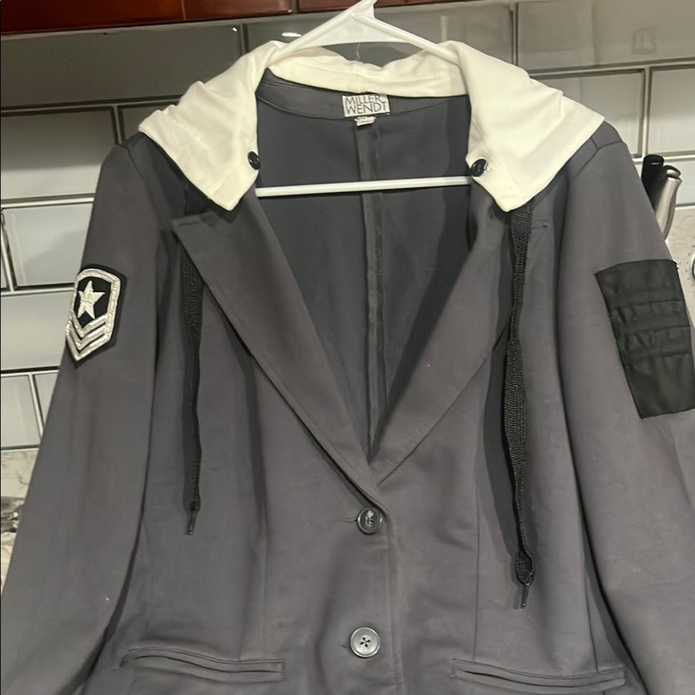 MILLER WENDT Gray Women's Athleisure Jacket with Removable White hoodie